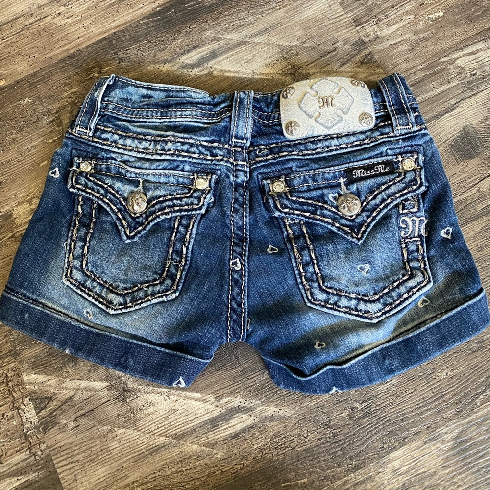 Girls miss me shorts 10